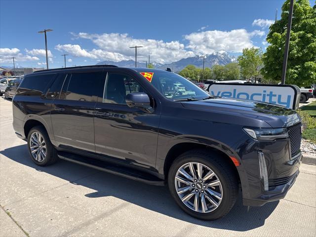 2023 Cadillac Escalade Esv
