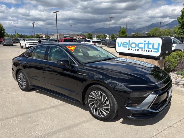 2024 Hyundai Sonata Hybrid