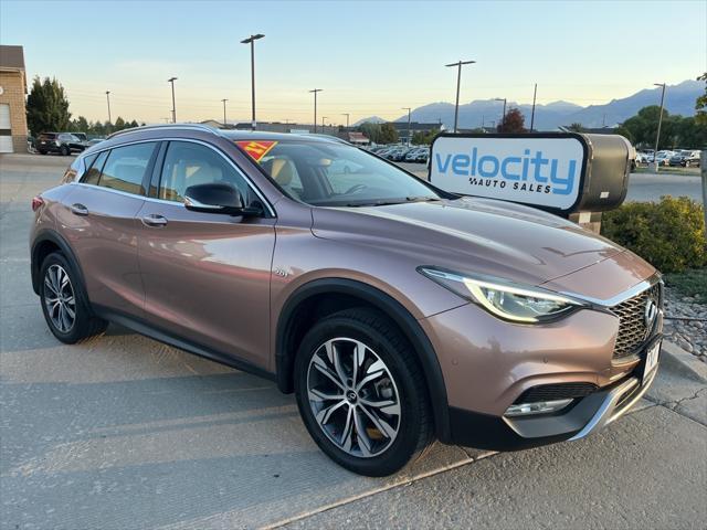 2017 Infiniti QX30