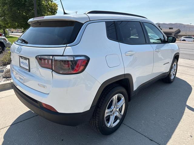 Photo of 2023 Bright White Clearcoat Jeep Compass