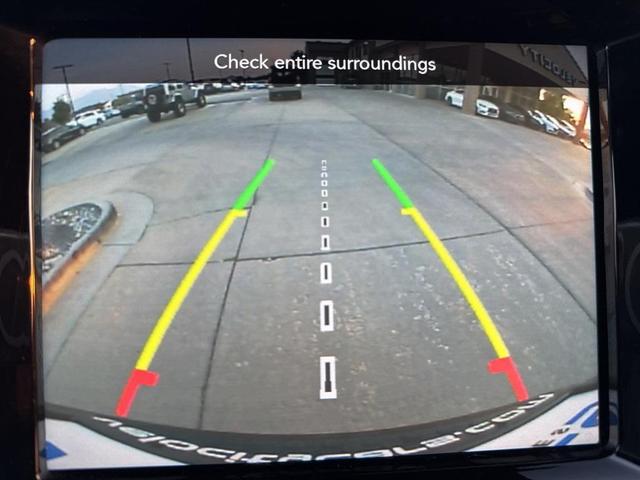 Photo of 2023 Octane Red Pearlcoat Dodge Durango
