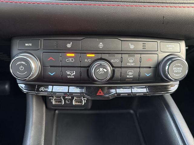 Photo of 2023 Octane Red Pearlcoat Dodge Durango