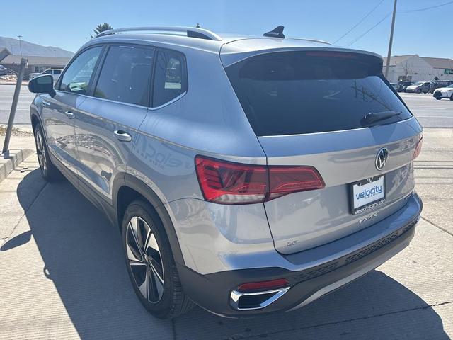 Photo of 2024 Gray Volkswagen Taos