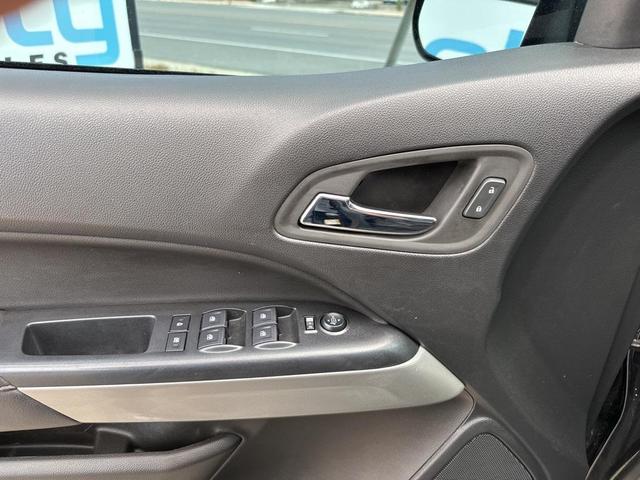 Photo of 2022 Onyx Black GMC Canyon