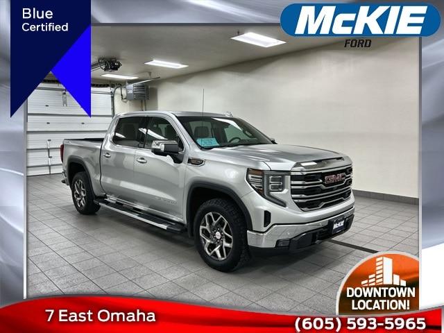 Photo of 2022 Quicksilver Metallic GMC Sierra 1500