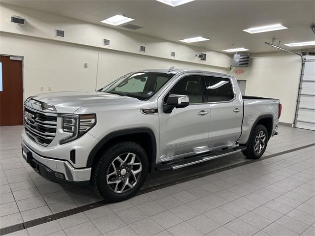 Photo of 2022 Quicksilver Metallic GMC Sierra 1500