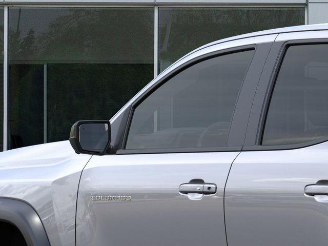 Photo of 2025 Sterling Gray Metallic Chevrolet Colorado