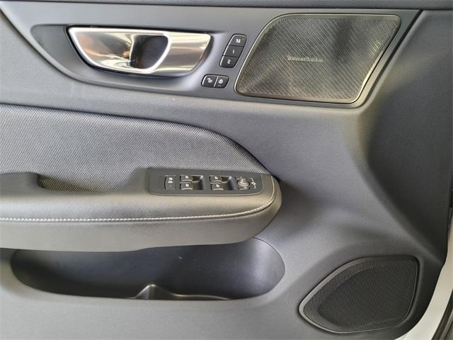 Photo of 2024 Crystal White Metallic Volvo S60