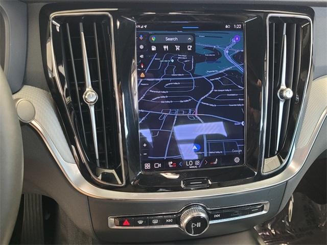 Photo of 2024 Crystal White Metallic Volvo S60