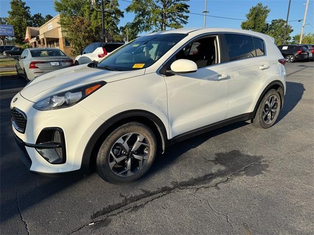 Photo of 2020 Clear White Kia Sportage