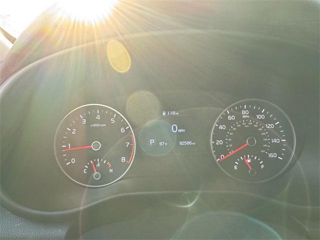 Photo of 2020 Clear White Kia Sportage