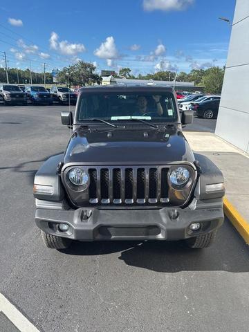 Photo of 2020 Granite Crystal Metallic Clearcoat Jeep Wrangler