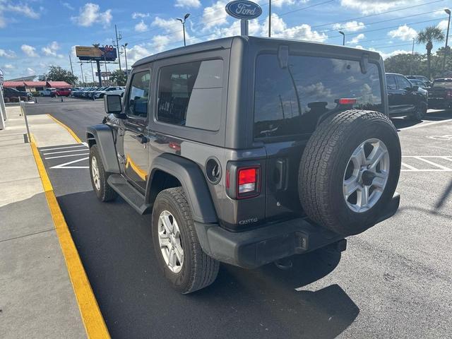 Photo of 2020 Granite Crystal Metallic Clearcoat Jeep Wrangler