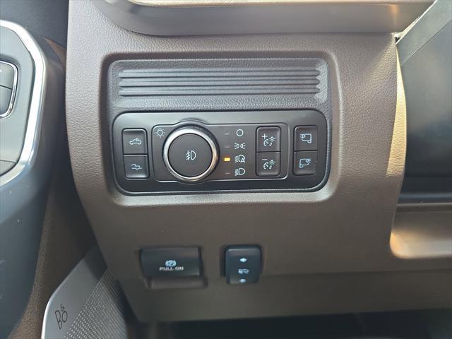 Photo of 2025 Ruby Red Metallic Tinted Clearcoat Ford F-250