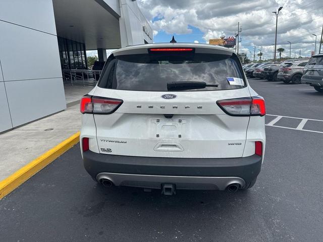 Photo of 2021 Star White Metallic Tri-Coat Ford Escape