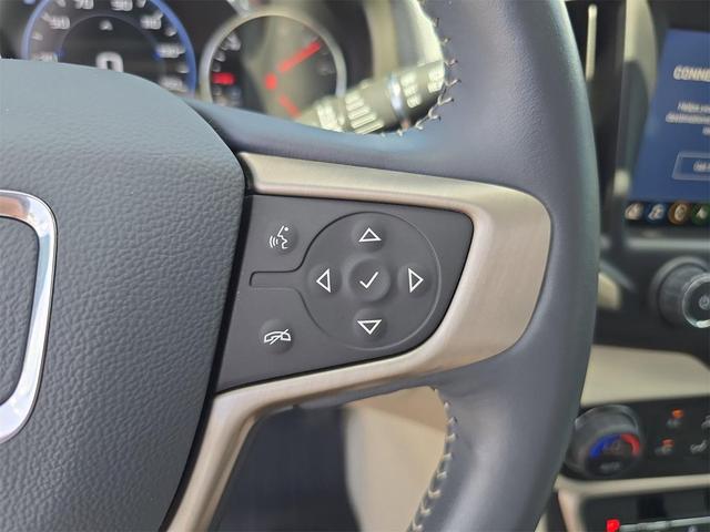 Photo of 2022 Summit White GMC Terrain