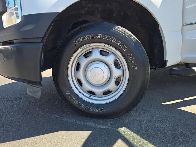 Photo of 2015 Oxford White Ford F-150