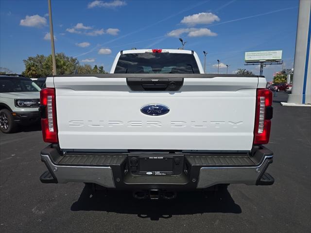 Photo of 2025 Oxford White Ford F-250