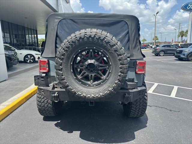 Photo of 2014 Anvil Clear Coat Jeep Wrangler Unlimited