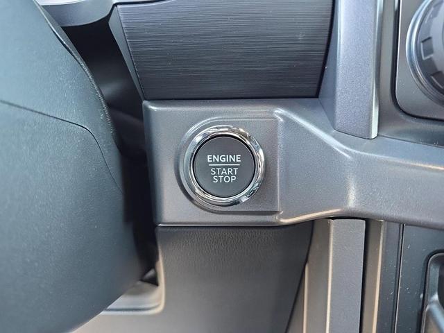 Photo of 2025 Carbonized Gray Metallic Ford F-150