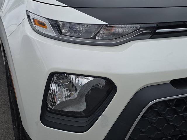 Photo of 2020 Snow White Pearl Kia Soul