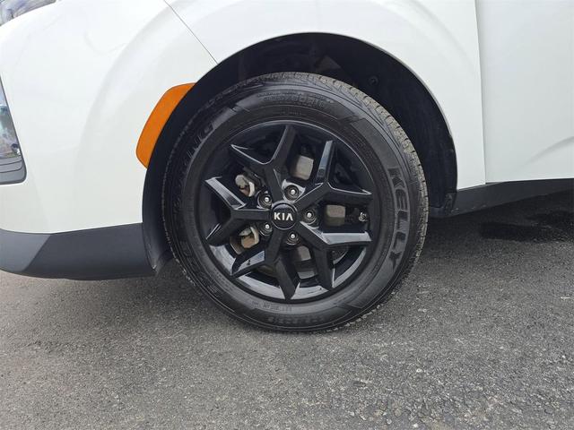 Photo of 2020 Snow White Pearl Kia Soul