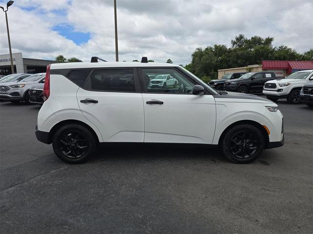 Photo of 2020 Snow White Pearl Kia Soul