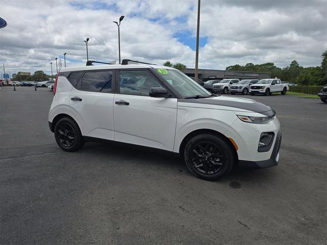 Photo of 2020 Snow White Pearl Kia Soul