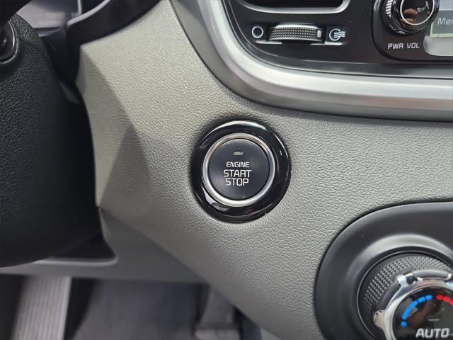 Photo of 2020 Ebony Black Kia Sorento