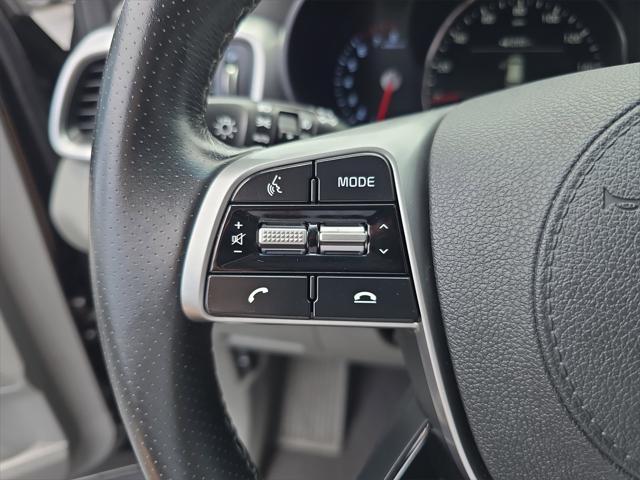 Photo of 2020 Ebony Black Kia Sorento