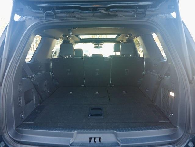 Photo of 2023 Stone Blue Metallic Ford Expedition