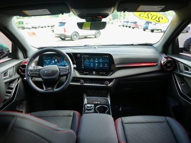 Photo of 2025 Mosaic Black Metallic Chevrolet Equinox