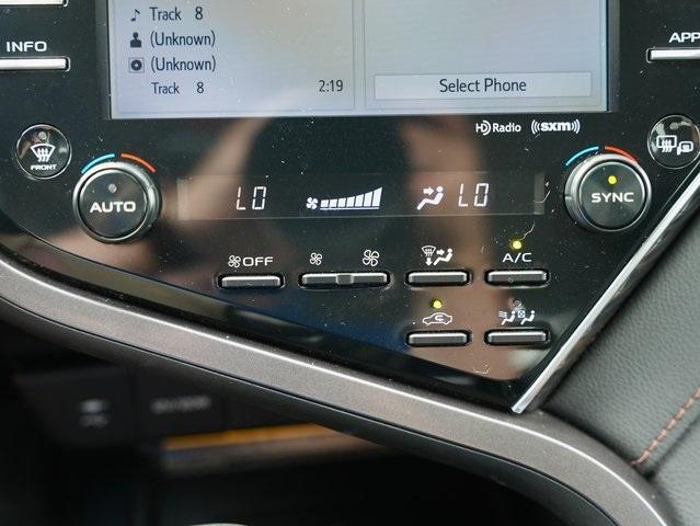 Photo of 2018 Blue Crush Metallic Toyota Camry Hybrid