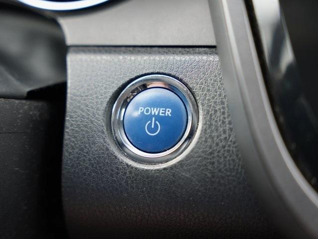 Photo of 2018 Blue Crush Metallic Toyota Camry Hybrid