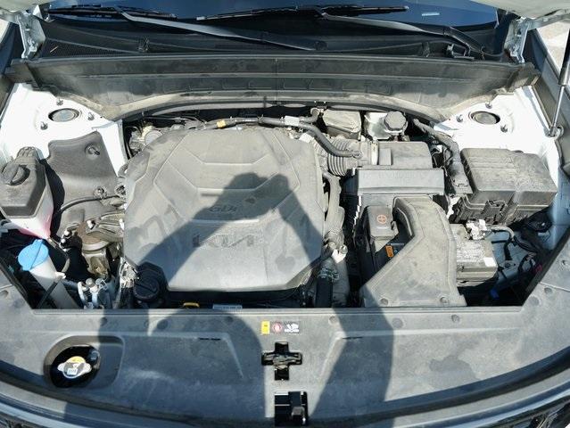 Photo of 2024 Glacial White Pearl Kia Telluride