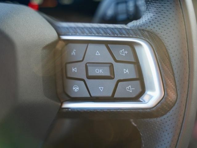 Photo of 2025 Molten Ford Mustang
