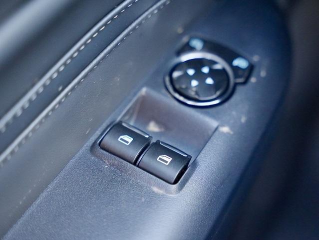 Photo of 2025 Molten Ford Mustang