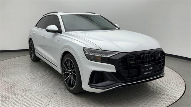 Photo of 2022 Glacier White Metallic Audi Q8