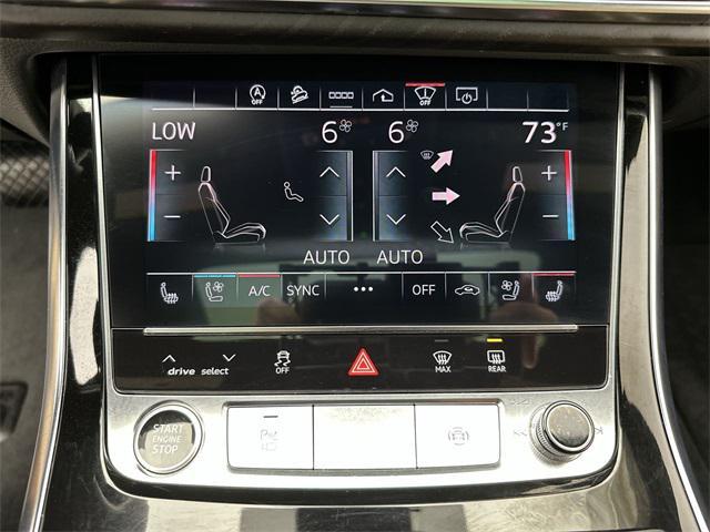 Photo of 2022 Glacier White Metallic Audi Q8