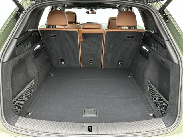 Photo of 2025 District Green Metallic Audi Q5