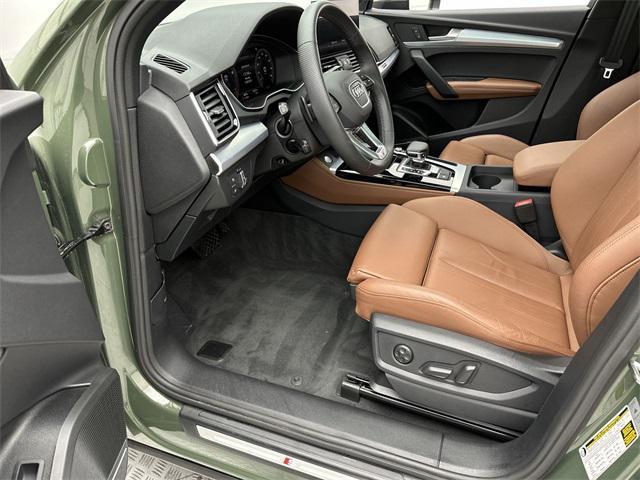 Photo of 2025 District Green Metallic Audi Q5