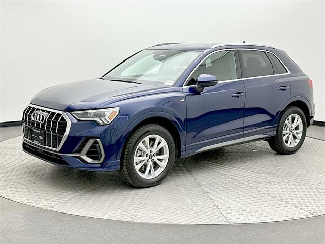 2022 Audi Q3