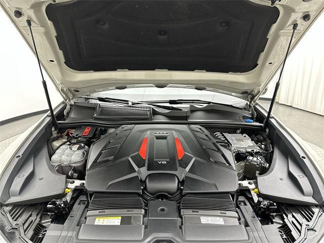 Photo of 2022 Vicuna Beige Metallic Audi SQ8