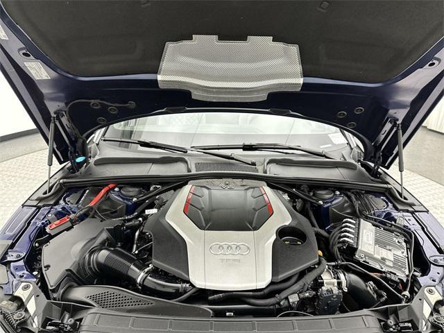 Photo of 2019 Navarra Blue Metallic Audi S5