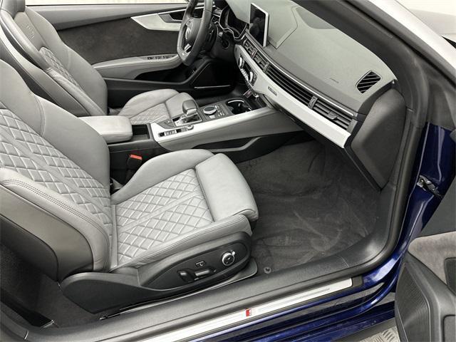 Photo of 2019 Navarra Blue Metallic Audi S5