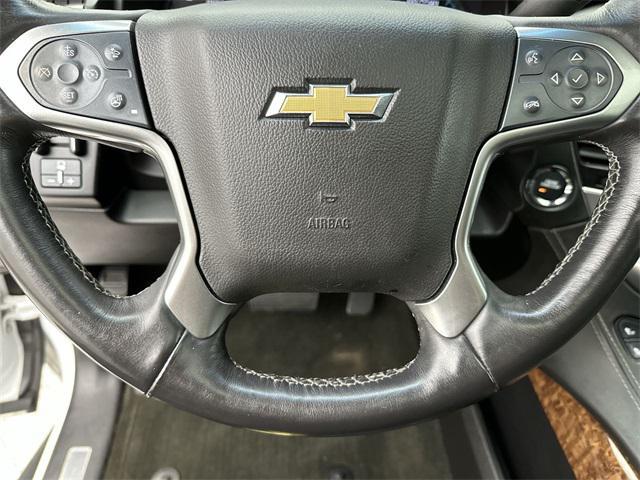 Photo of 2017 Summit White Chevrolet Suburban