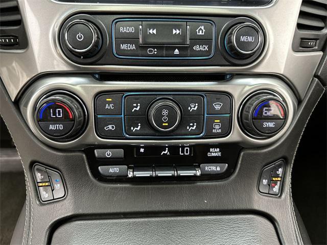 Photo of 2017 Summit White Chevrolet Suburban