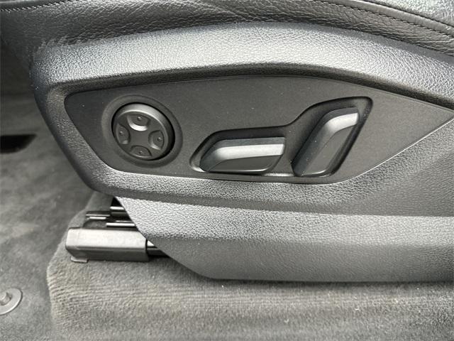Photo of 2018 Florett Silver Metallic Audi Q7