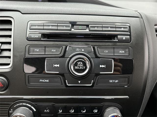 Photo of 2014 Gray Honda Civic