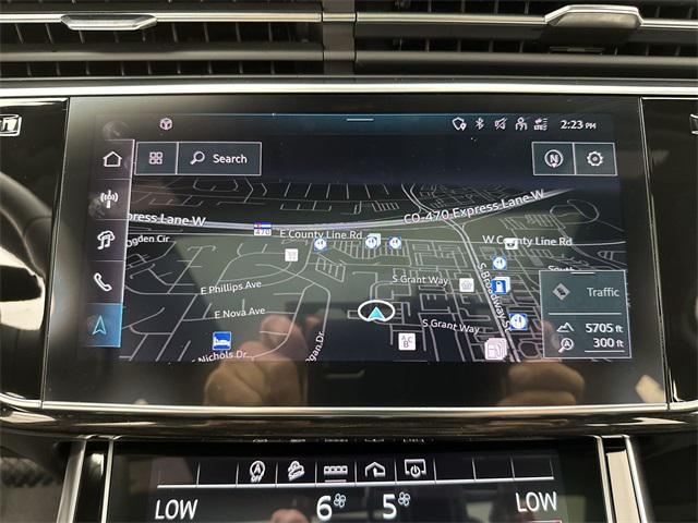 Photo of 2025 Glacier White Metallic Audi Q7